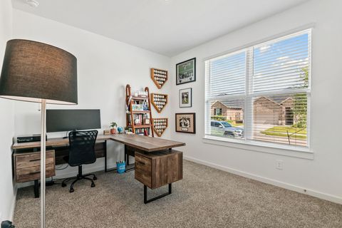 Tiny photo for 560 Newcomb Hollow Drive, Conroe, TX 77304 (MLS # 33034514)