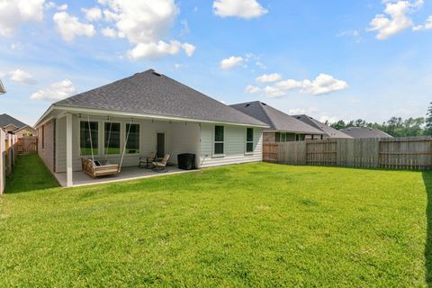 Tiny photo for 560 Newcomb Hollow Drive, Conroe, TX 77304 (MLS # 33034514)