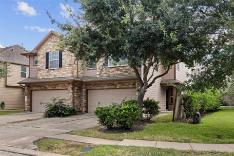 Photo of 2765 Maybrook Hollow Lane, Houston, TX 77047 (MLS # 69448344)