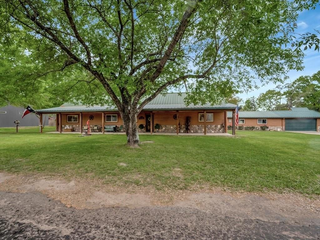 Photo of 331 Black Forest Drive, Zavalla, TX 75980 (MLS # 46872134)