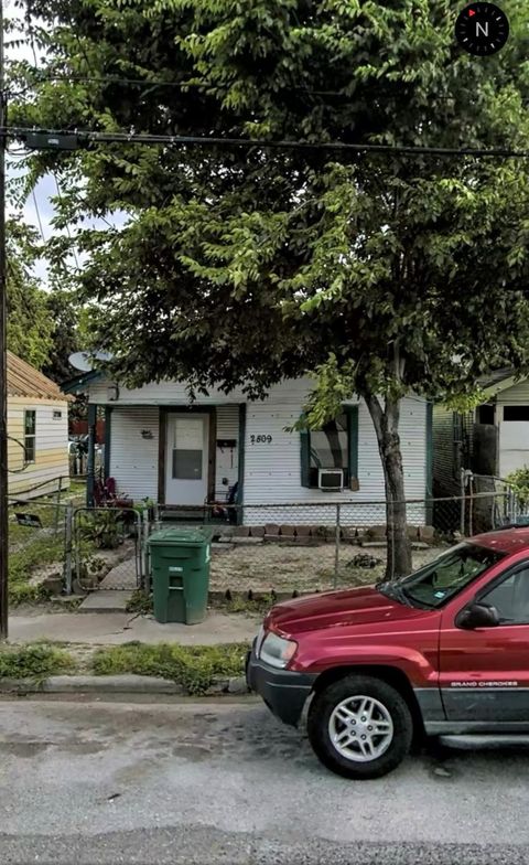 2809 Tuam Street Houston TX 77004