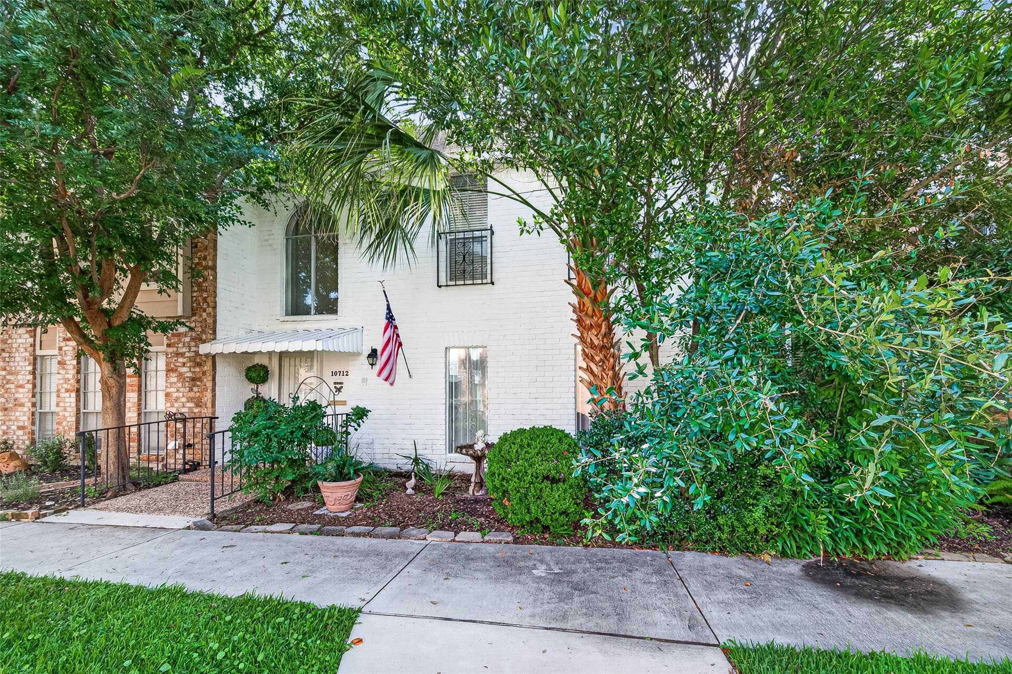 10712 Briar Forest Drive