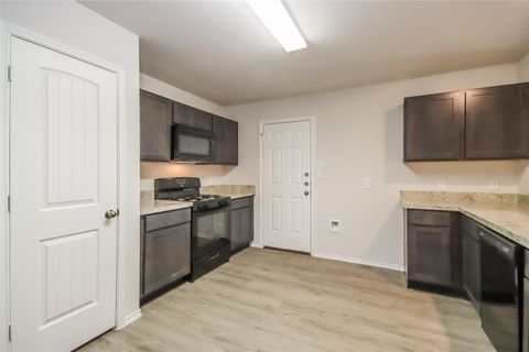 Photo of 3512 Cub Court, Conroe, TX 77301 (MLS # 93905925)