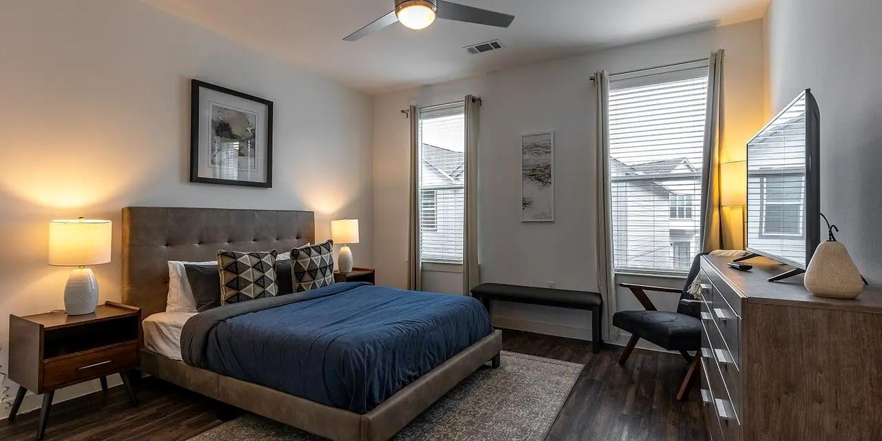 1000 Fort Worth Avenue 2515