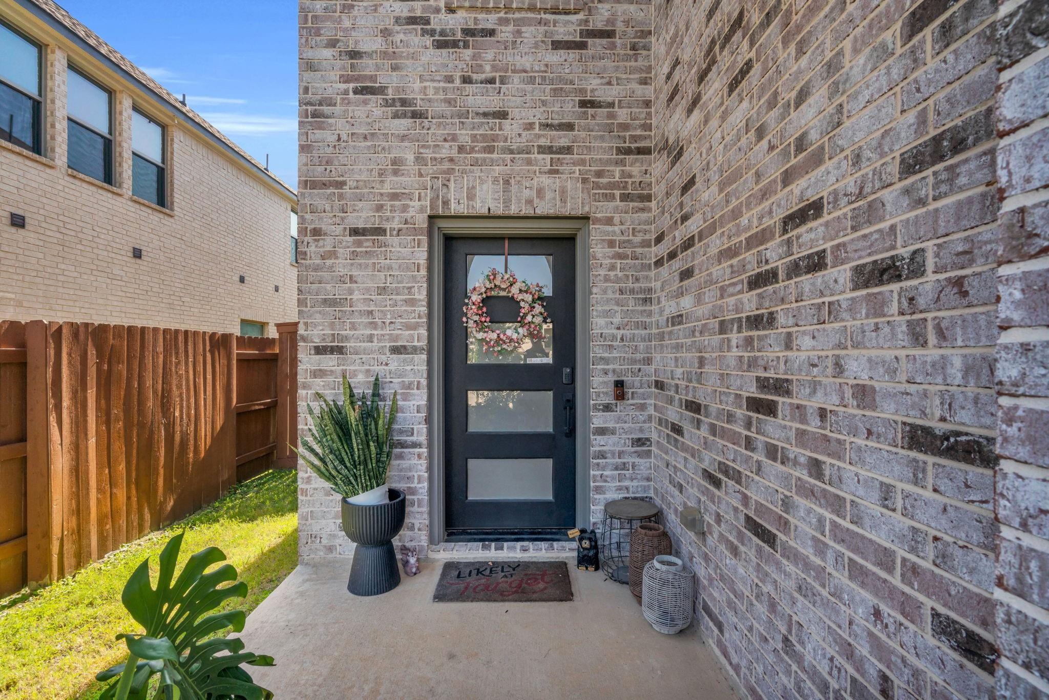7111 Winterberry Glen Lane