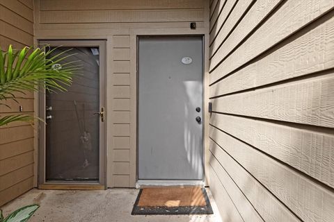 Photo of 10047 Westpark Drive #33, Houston, TX 77042 (MLS # 52837544)