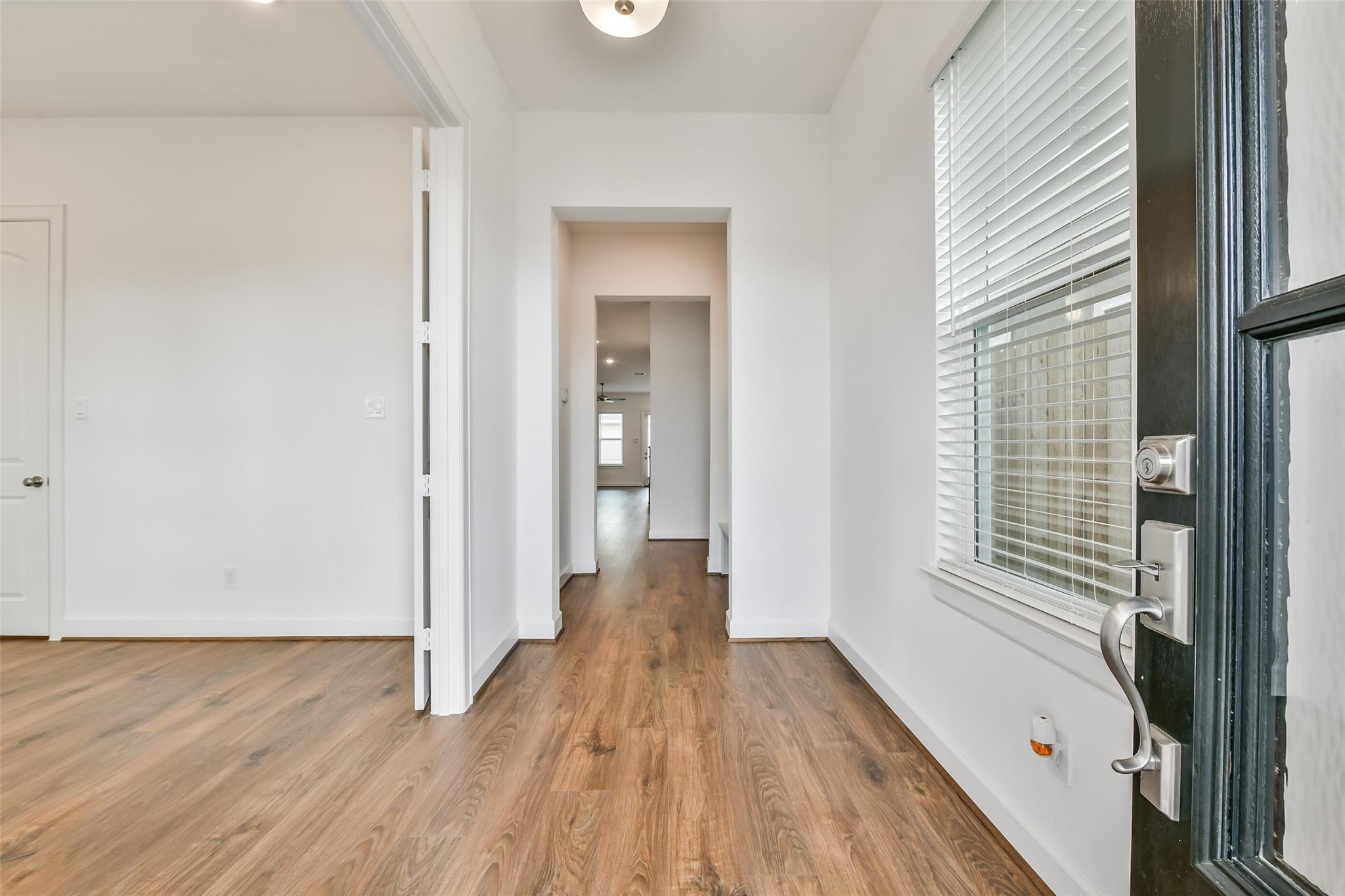 2511 S Houston Avenue