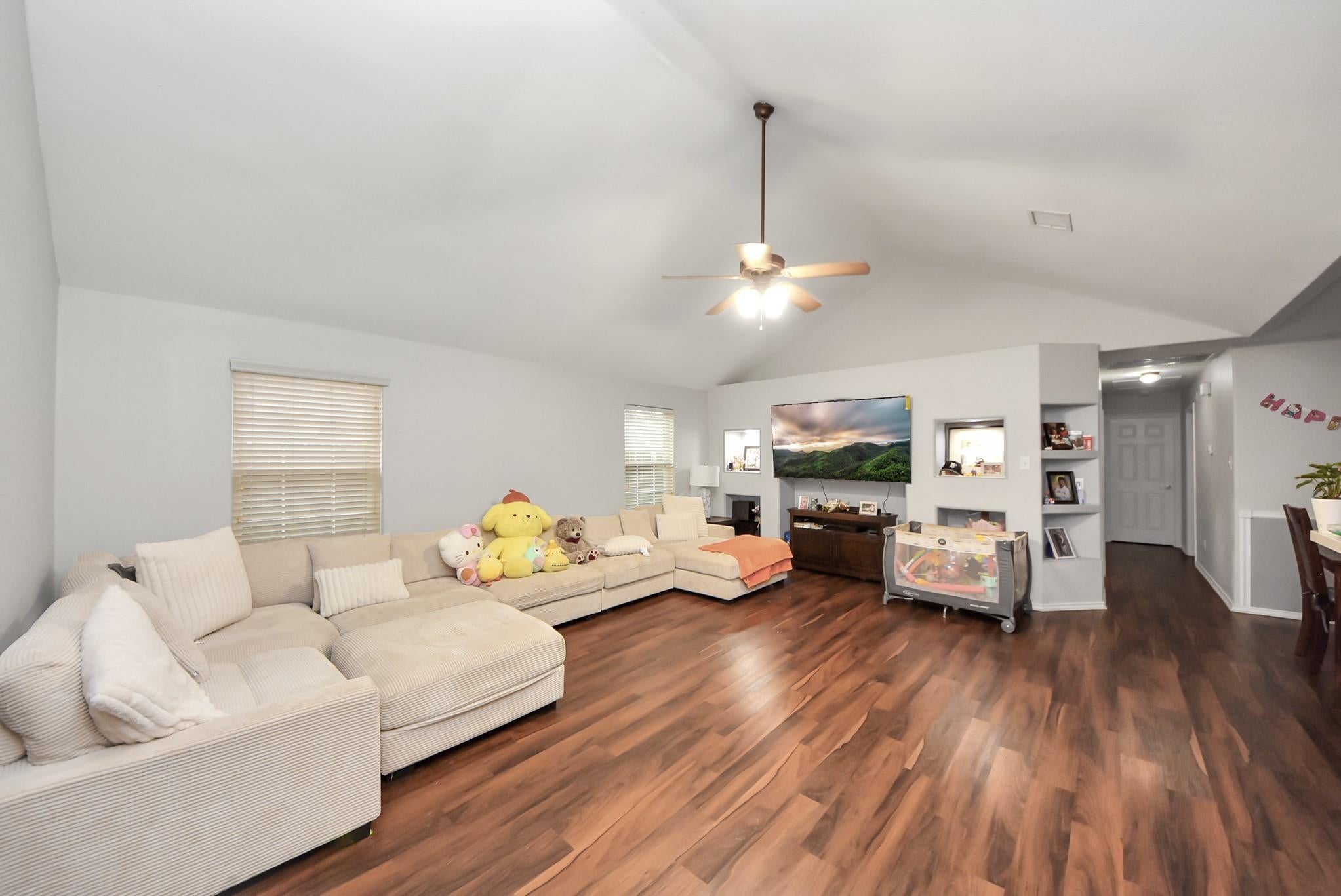 6214 Cottage Pines Drive