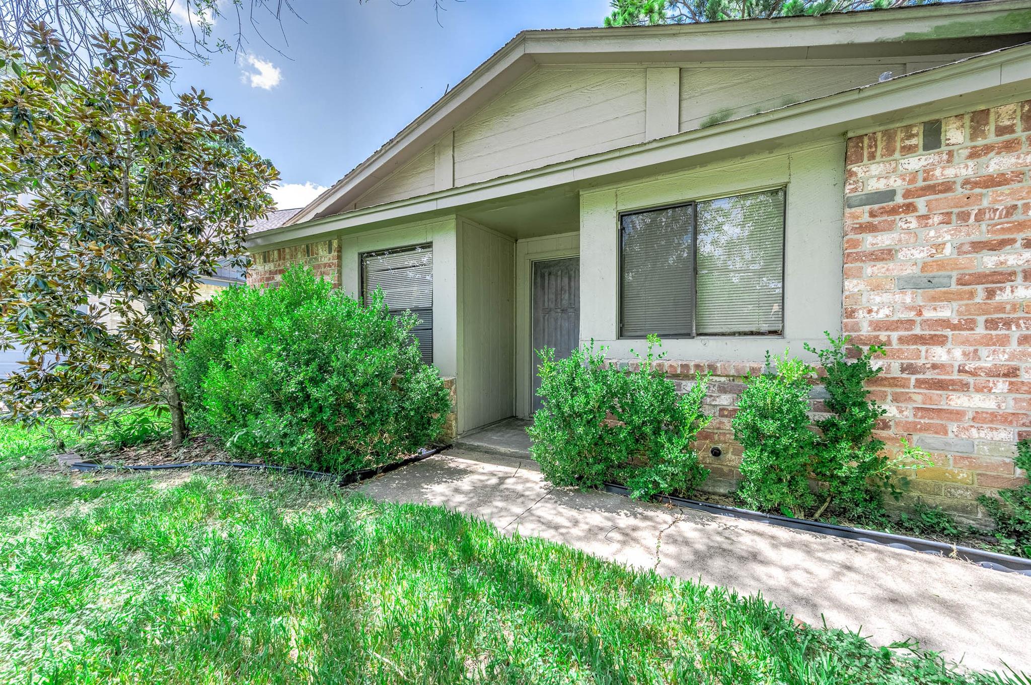 17035 Seven Pines Drive