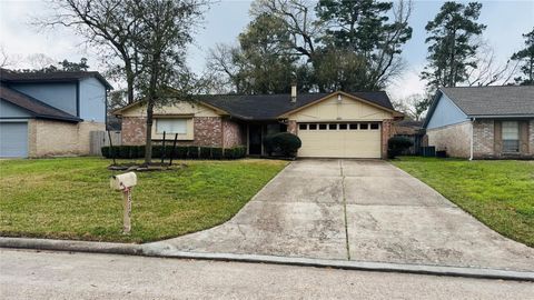 Photo of 3310 Glen Spring Drive, Houston, TX 77339 (MLS # 97987408)