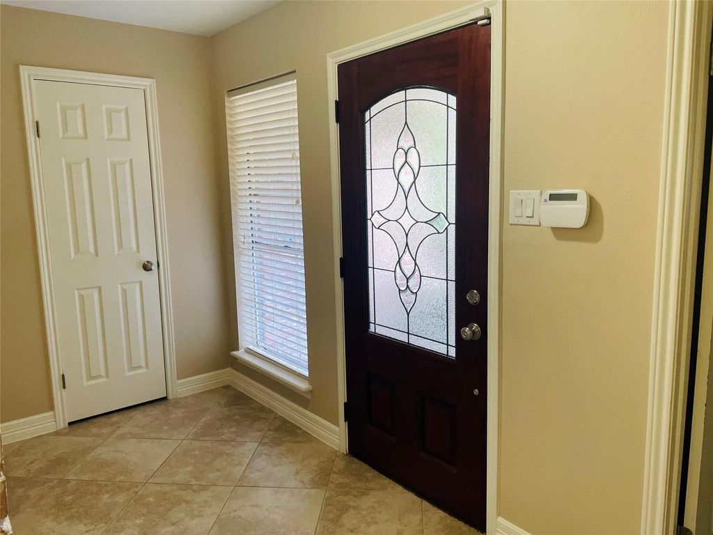 Photo of 3310 Glen Spring Drive, Houston, TX 77339 (MLS # 97987408)