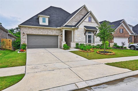 Homes For Sale - 29622 Conifer Street<br/> Tomball, TX 77375