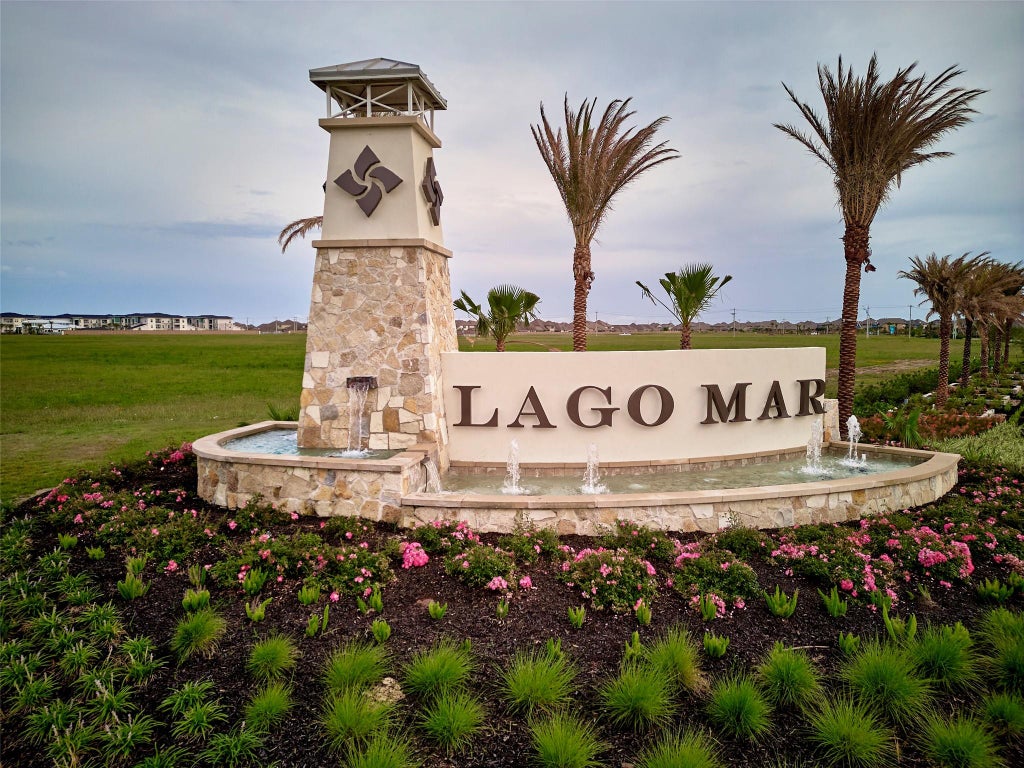 Photo of 12629 Pirate Bend Drive, Texas City, TX 77568 (MLS # 57018093)