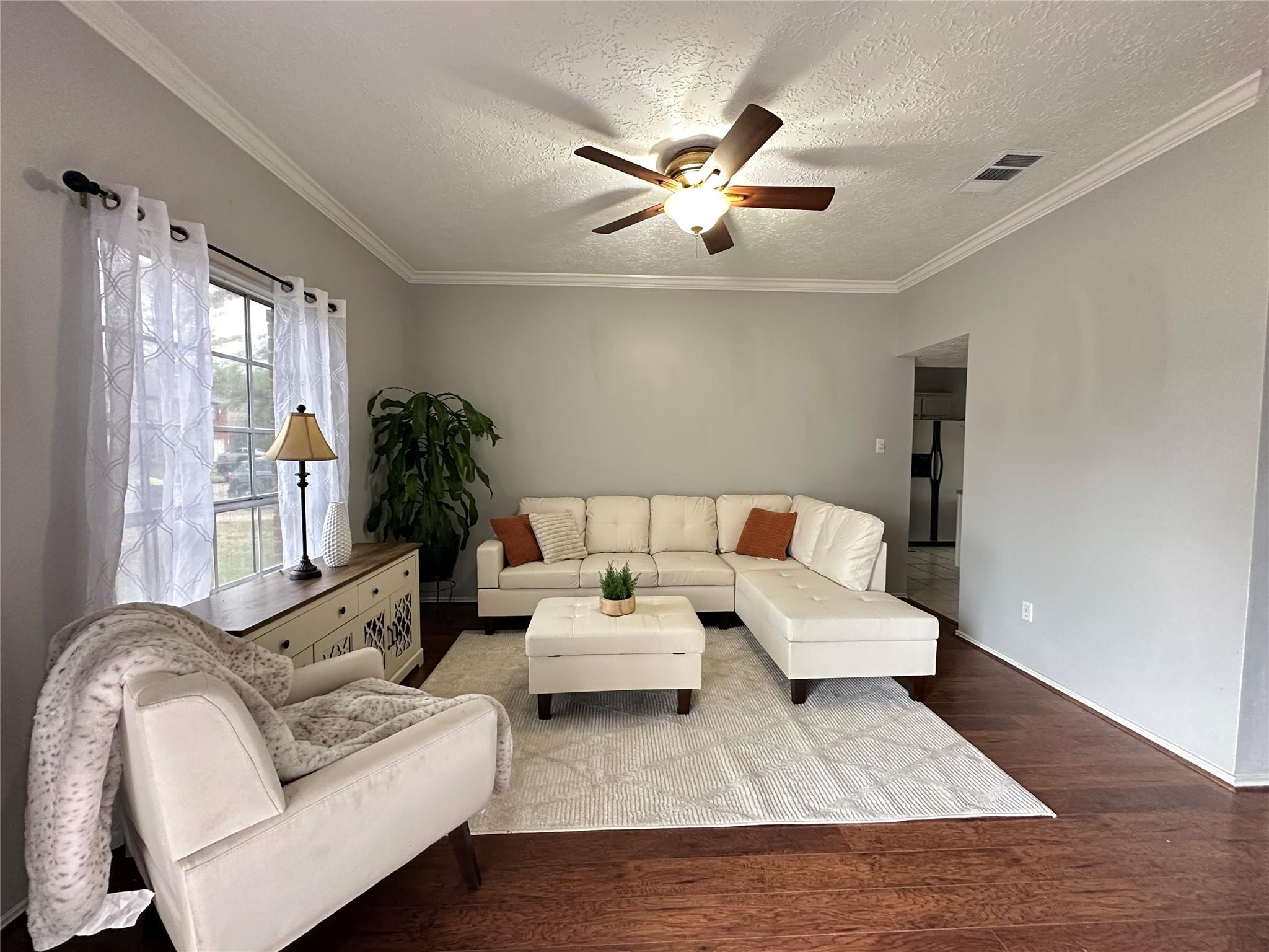 1247 Mountain Lake Drive