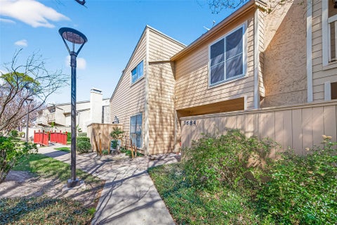 Photo of 3684 Ocee Street, Houston, TX 77063 (MLS # 97872280)