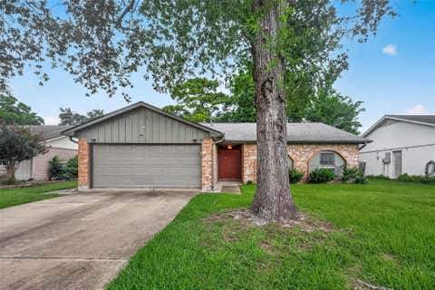 Photo of 16451 Cavendish Drive, Houston, TX 77059 (MLS # 20613614)