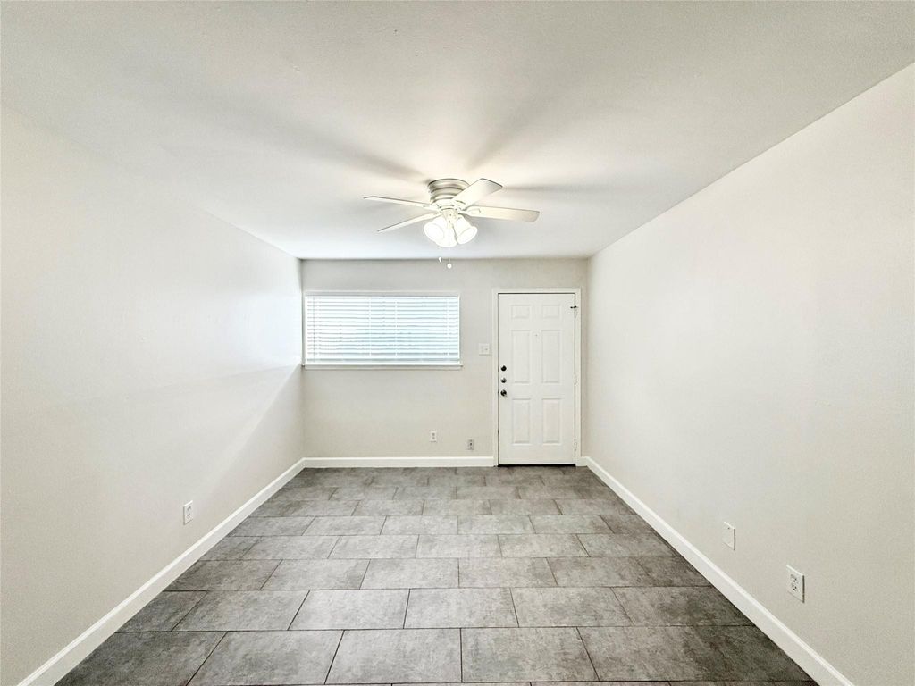 Photo of 1141 N Durham Drive #10, Houston, TX 77008 (MLS # 79664832)