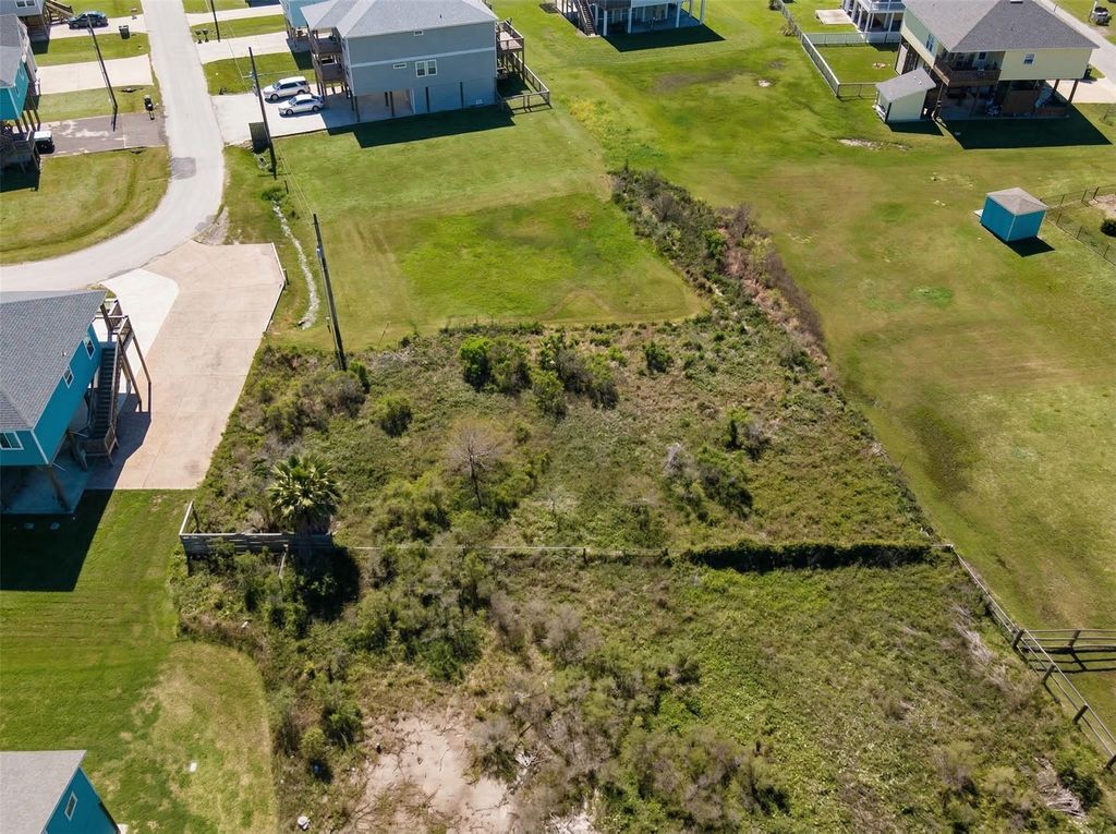 Photo of 993 Gulf Road, Crystal Beach, TX 77650 (MLS # 48880212)