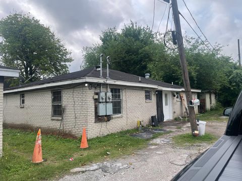 5118 Mallow Street Houston TX 77033