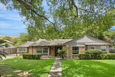 Photo of 214 Mignon Lane, Houston, TX 77024 (MLS # 95201141)