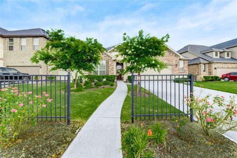 Photo of 9884 Preserve Way, Conroe, TX 77385 (MLS # 97727938)