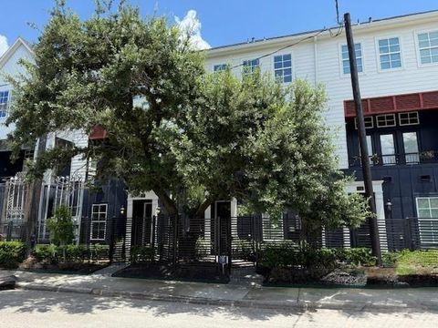 Photo of 802 Cage Street, Houston, TX 77020 (MLS # 62093627)
