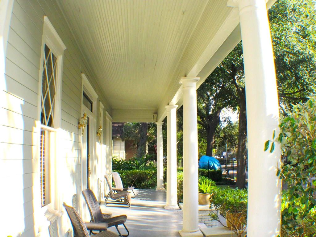 Photo of 1401 Truxillo Street, Houston, TX 77004 (MLS # 56967511)