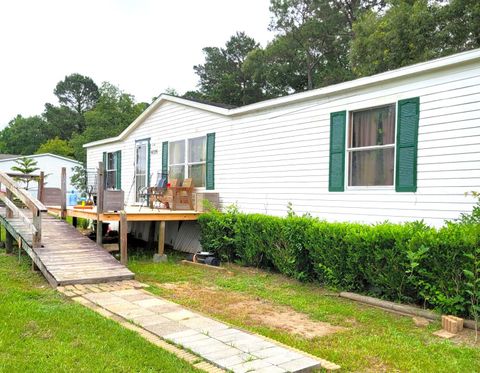 Photo of 16326 Crockett Bend Drive, Conroe, TX 77303 (MLS # 21343042)