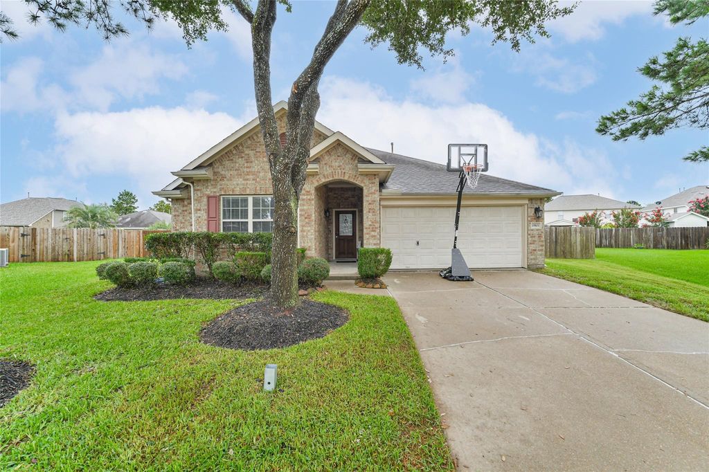 Photo of 19503 Hayden Grove Drive, Cypress, TX 77433 (MLS # 46859397)