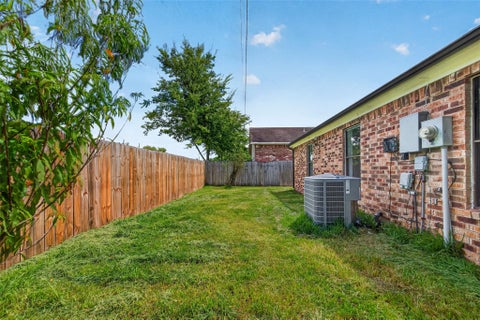 Tiny photo for 3119 Jewel Ann Street, Houston, TX 77082 (MLS # 74562492)