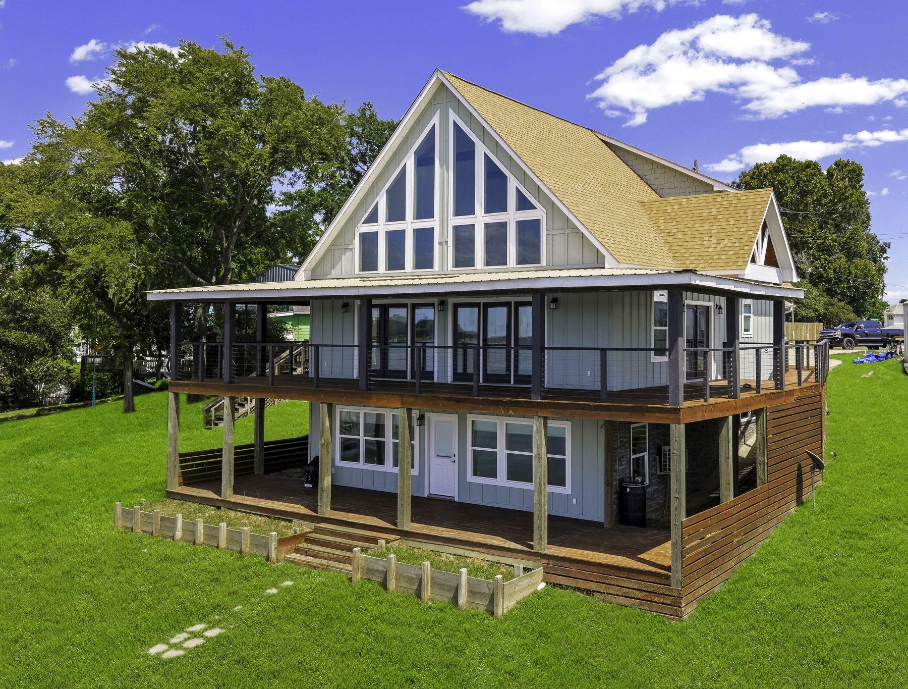 578 Dove Island