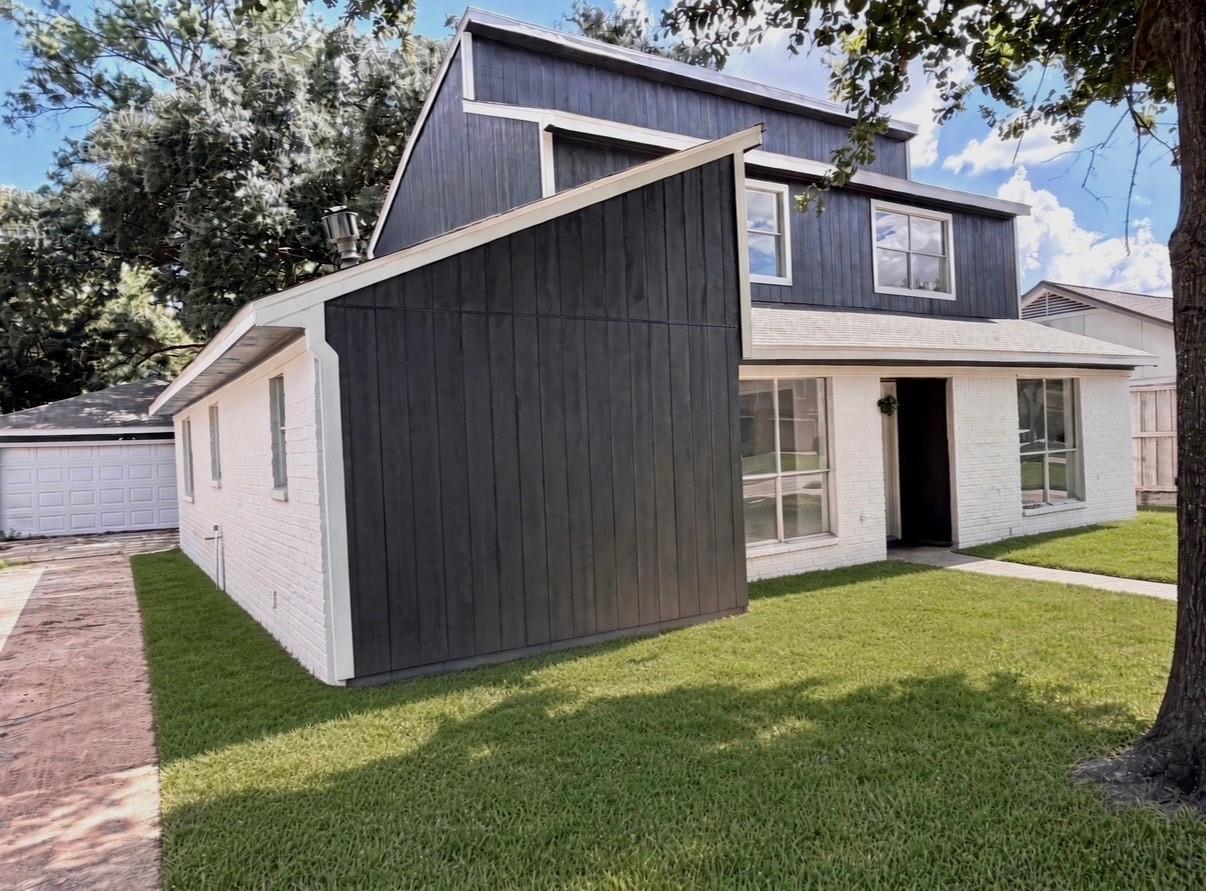 24106 Spring Mill Lane