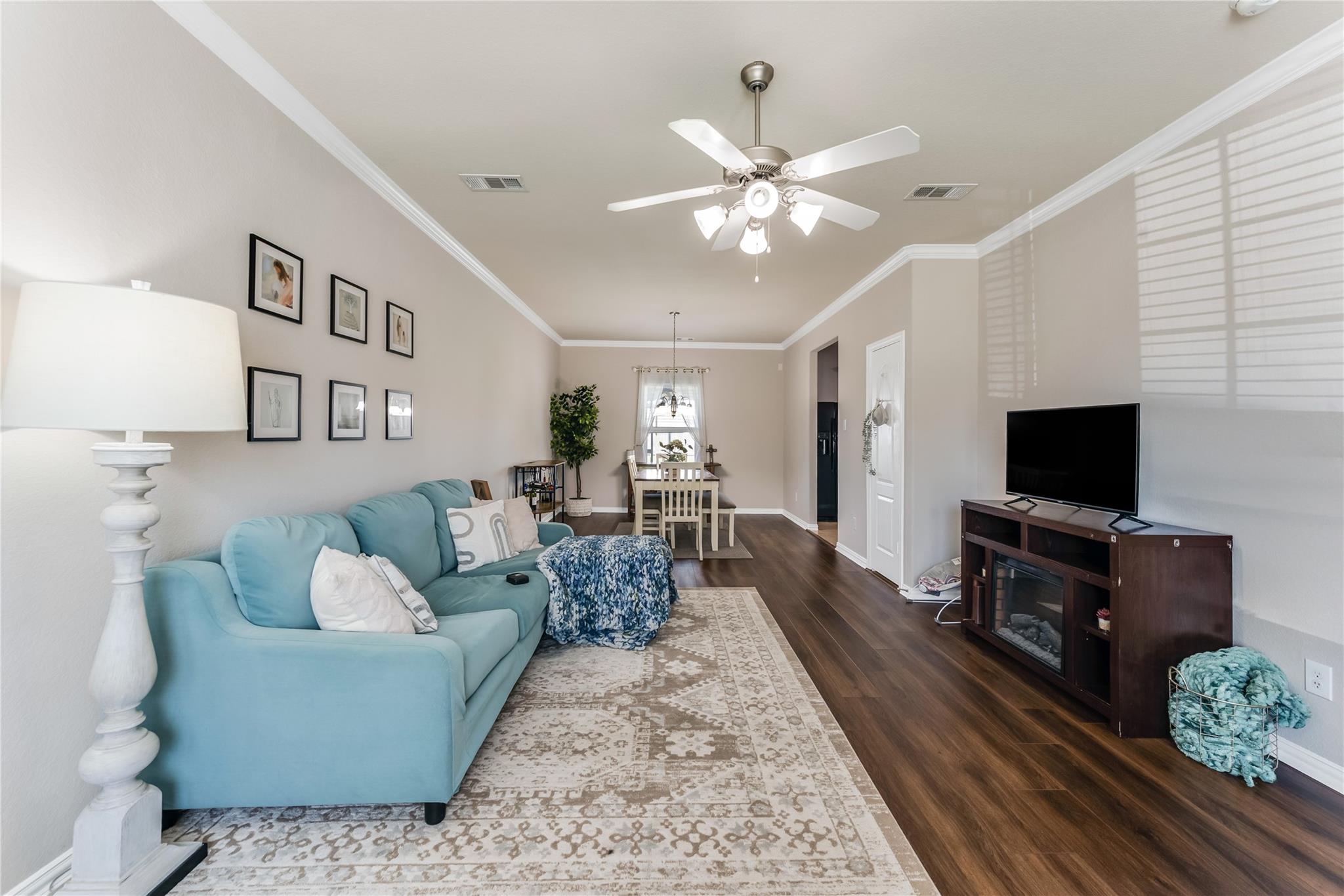 512 Forest Village Circle