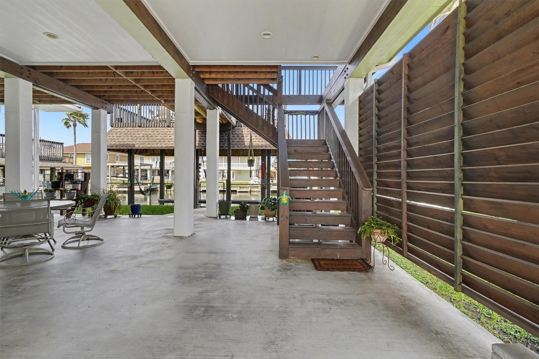 437 Pompano Street