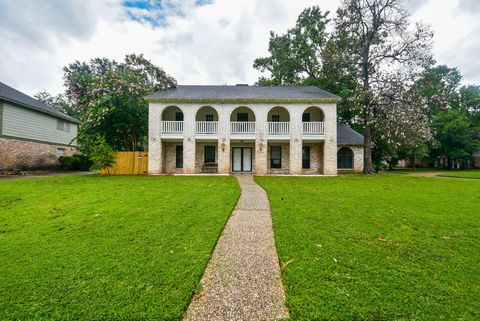 1723 Big Horn Drive Houston TX 77090