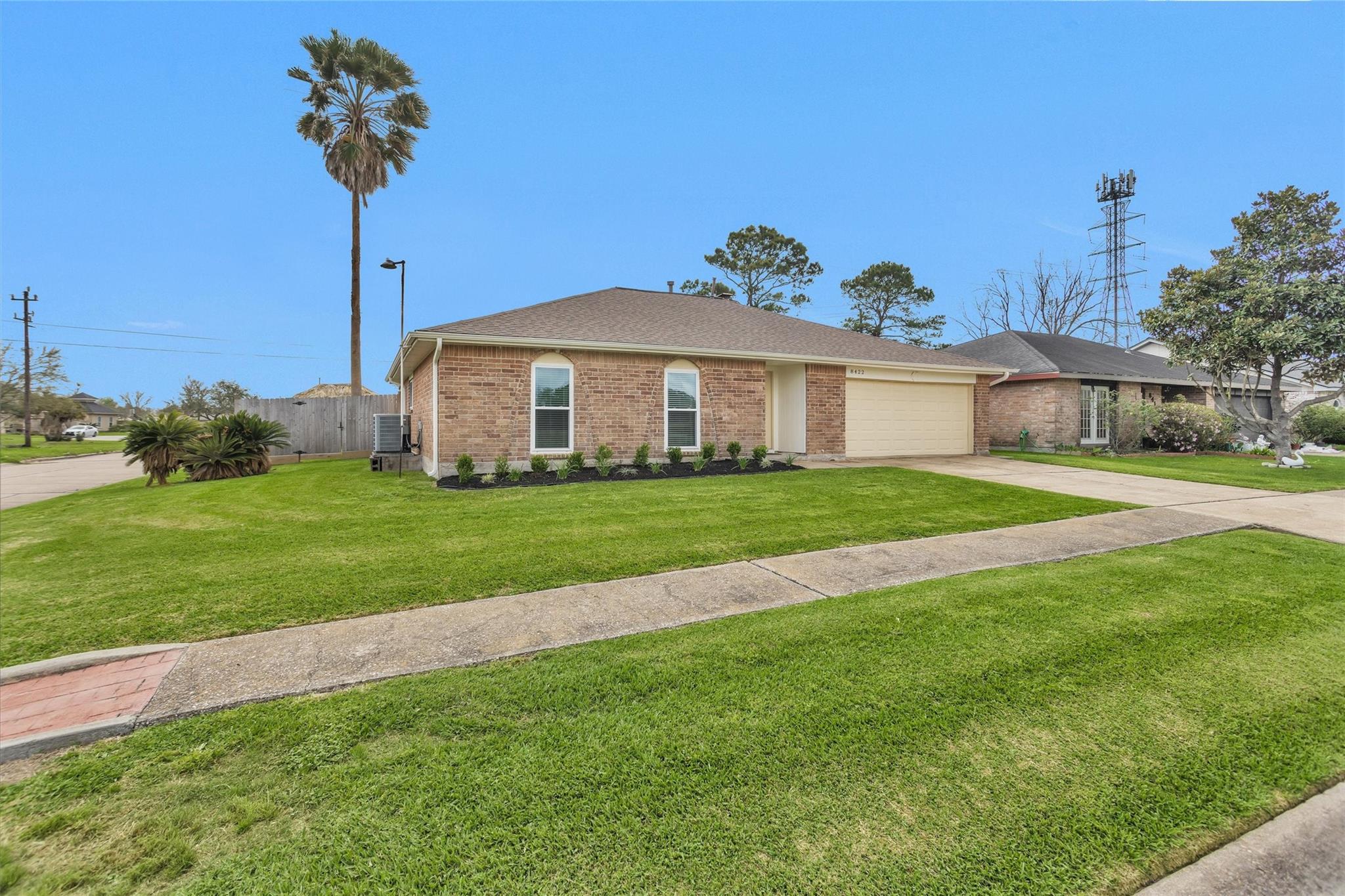 8422 Oakhaven Road