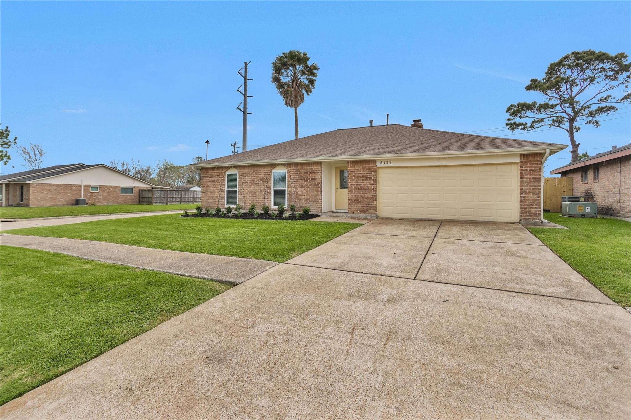 8422 Oakhaven Road