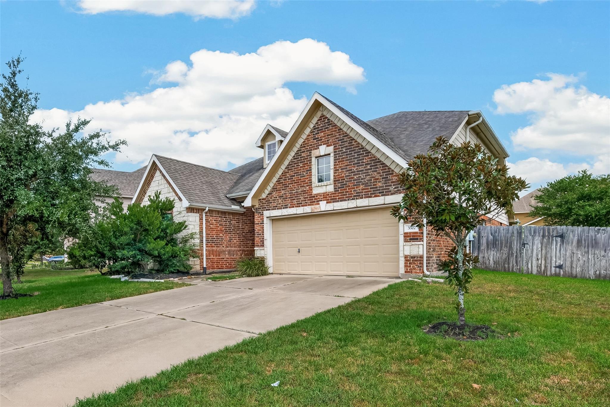 3327 Fairmont Hills Lane