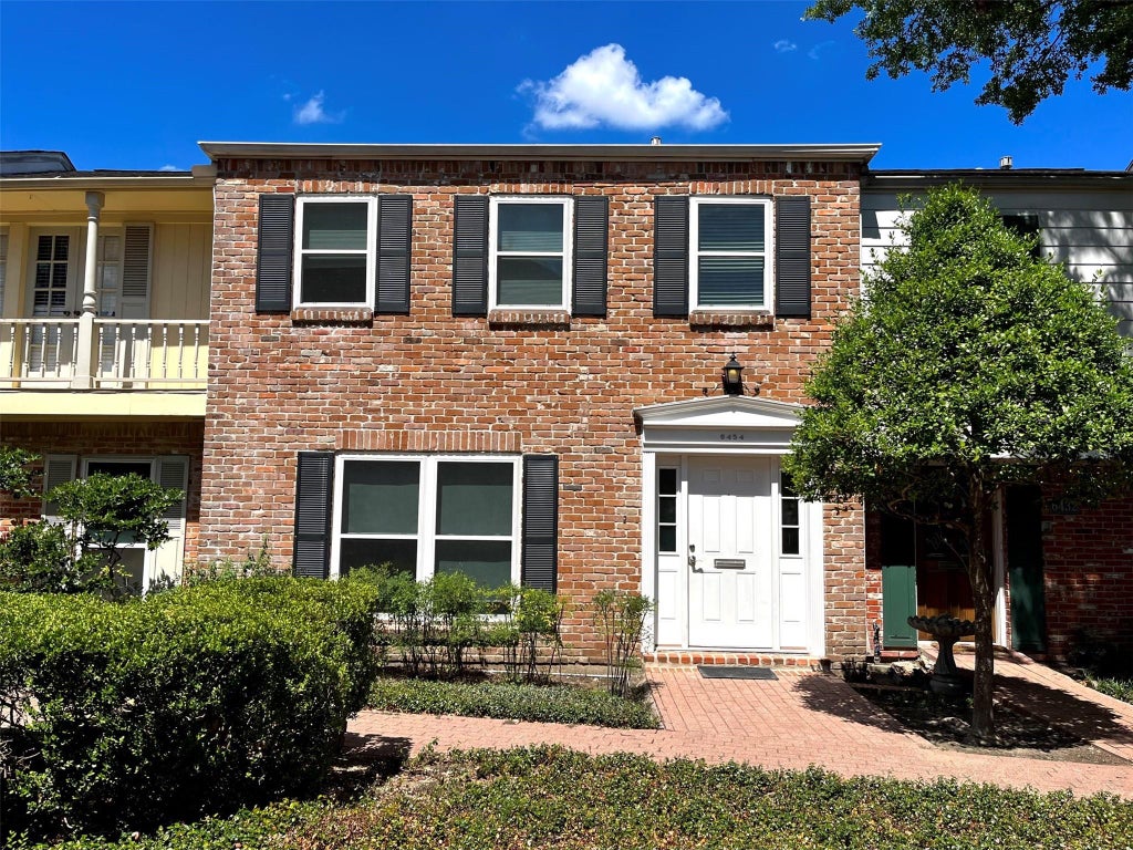 Photo of 6434 Burgoyne Road #109, Houston, TX 77057 (MLS # 58216366)