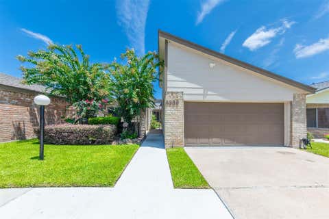 Photo of 6339 Briar Terrace Dr DR, Houston, TX 77072 (MLS # 62952896)