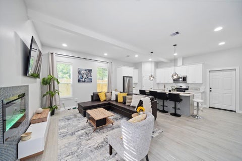 Photo of 9605 Buffum Street, Houston, TX 77051 (MLS # 50285275)