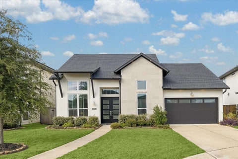 Photo of 4606 Brazos Shores Drive, Sugar Land, TX 77479 (MLS # 59717943)