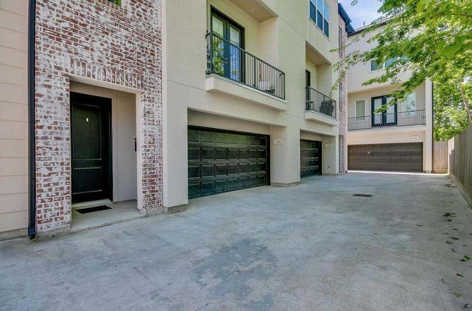 Photo of 2314 Saint Charles Street #C, Houston, TX 77004 (MLS # 7903725)