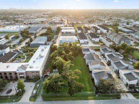 Photo of 1911 Jacquelyn Drive, Houston, TX 77055 (MLS # 30857089)