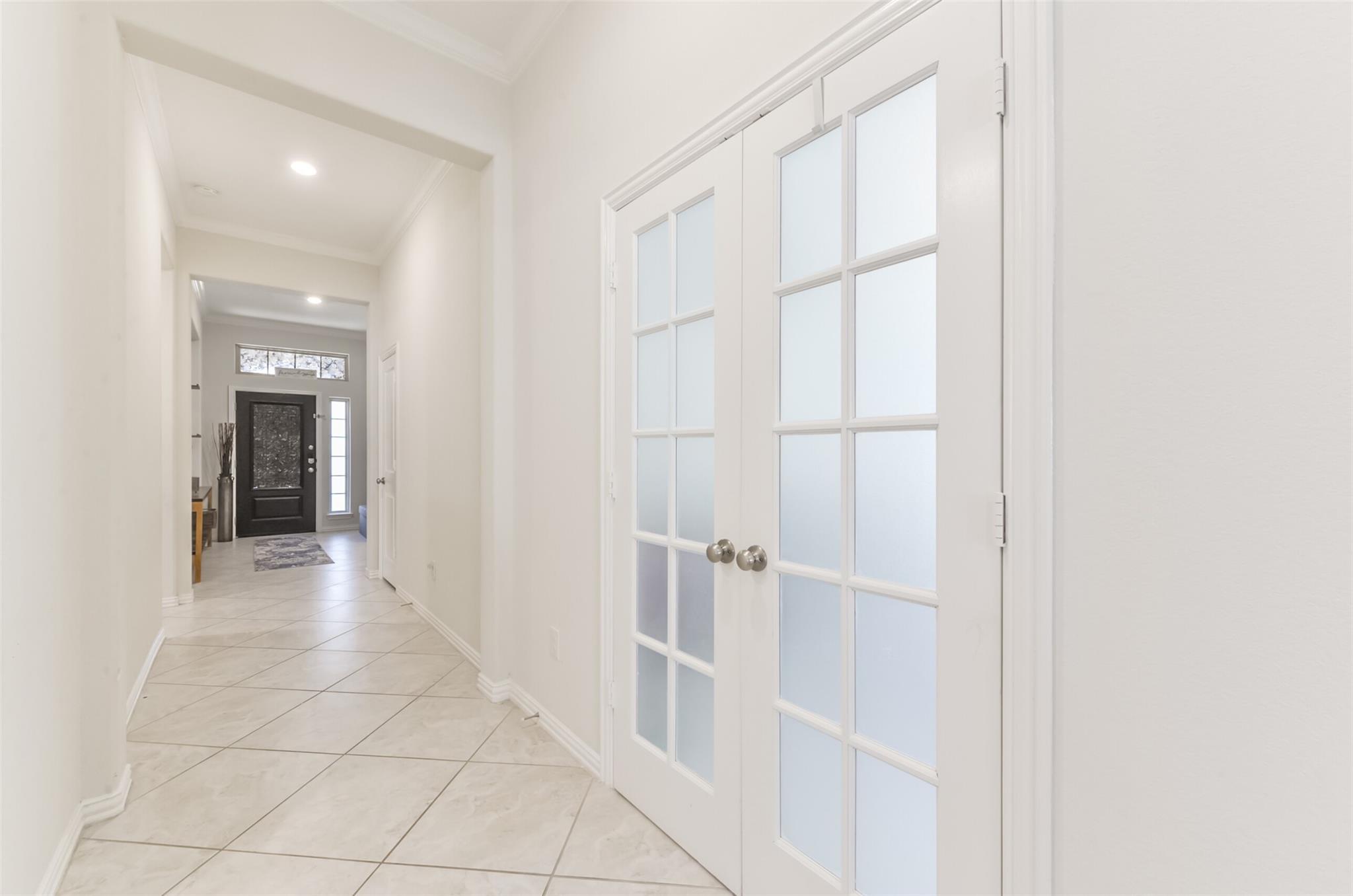 17515 Cypress Hilltop Way