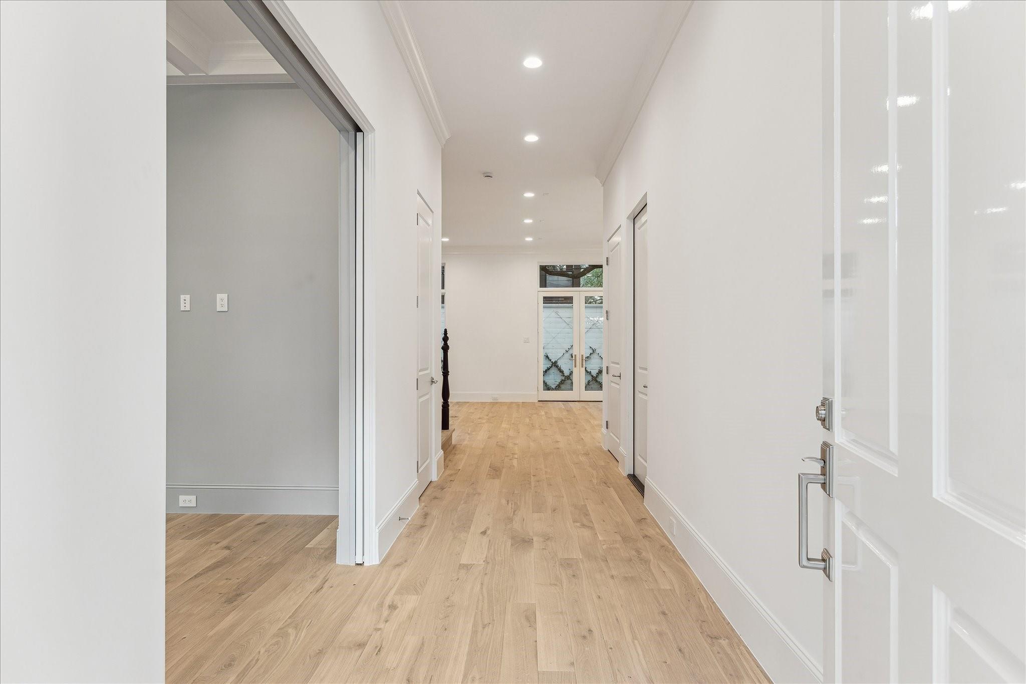 3 Wentworth Green Way