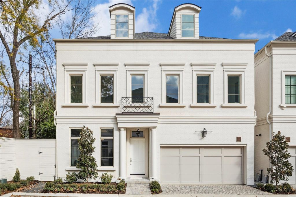 Photo of 3 Wentworth Green Way, Houston, TX 77027 (MLS # 7301255)