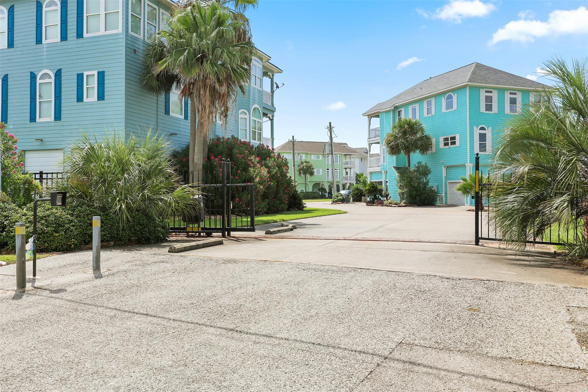 1007 Lillian Lane