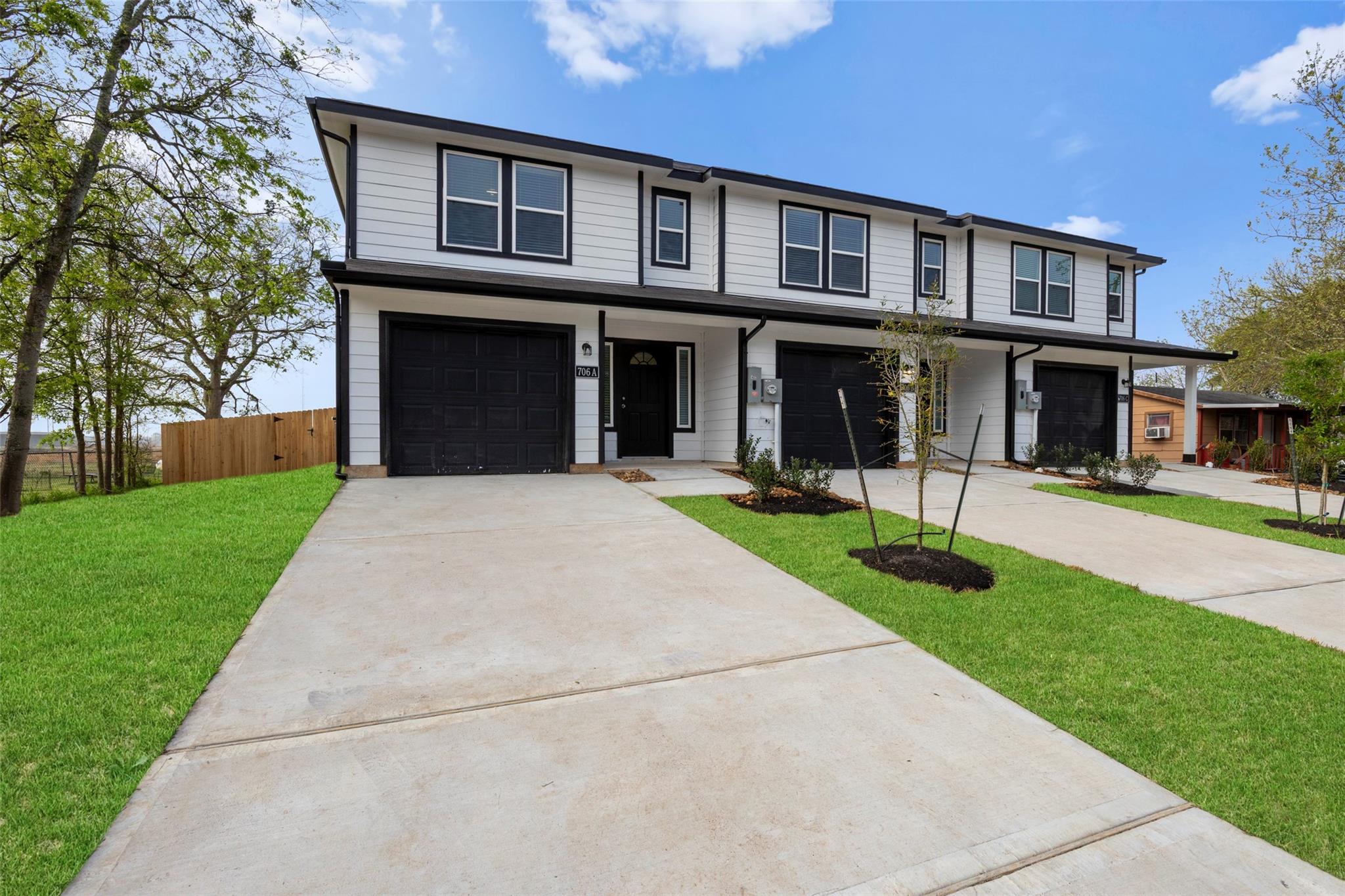 706 Universal Street