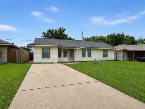 Photo of 1310 Loper Street, Houston, TX 77017 (MLS # 4759298)